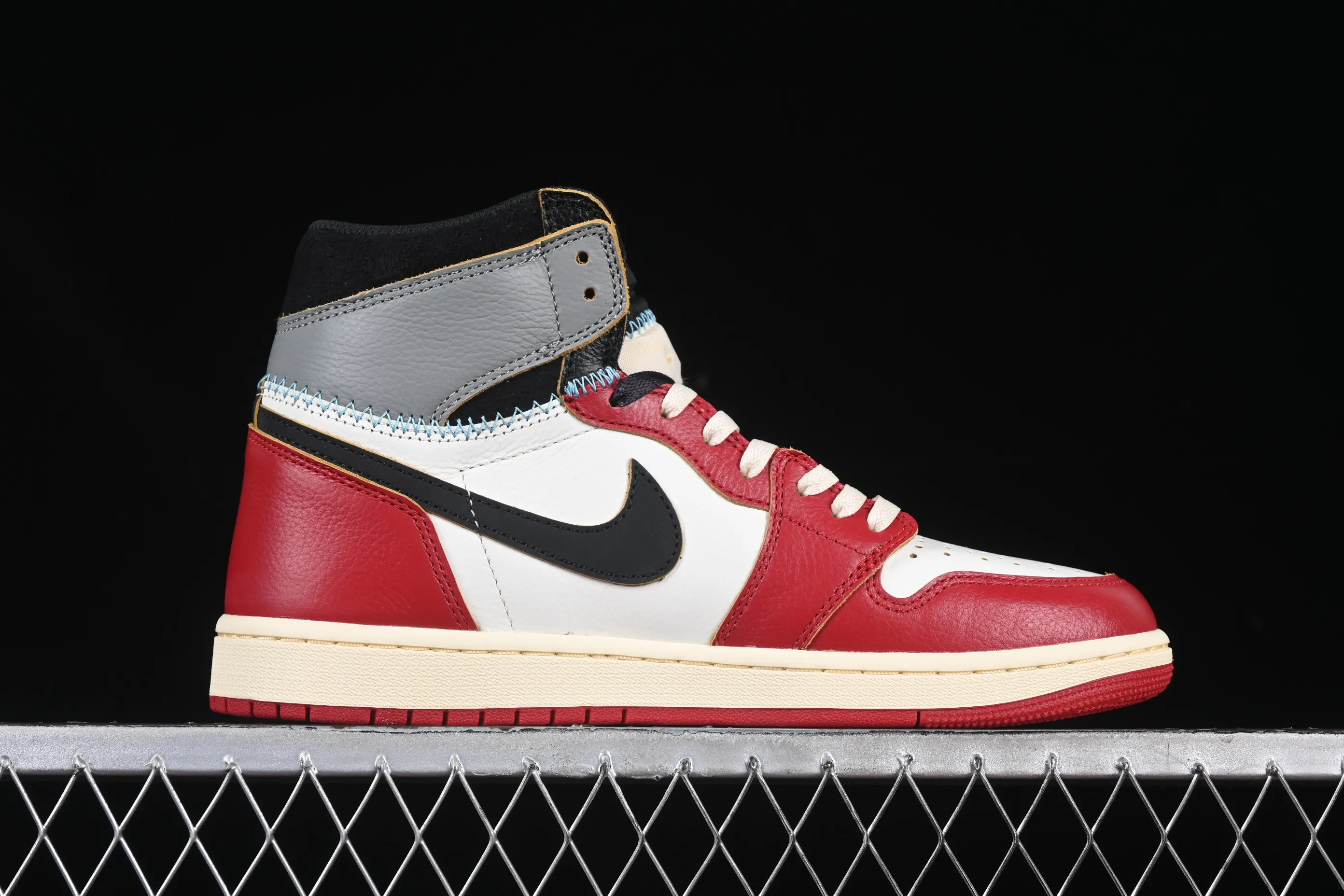 All categories Air Jordan Jordan series basketball shoes Air Jordan 1 High OG version Union x Air Jordan 1 Retro High AJ1 Joe 1 Shadow Chicago high-top basketball shoes HV8563-600